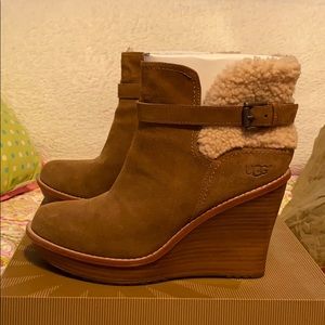 Ugg Anais Ankle Wedge Booties